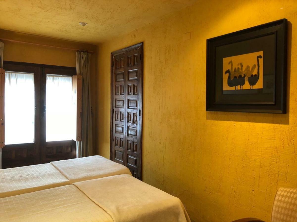 La Casa De San Pedro Appartement Cuenca  Buitenkant foto